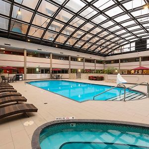 Holiday Inn Brookfield - Milwaukee, An Ihg Hotel